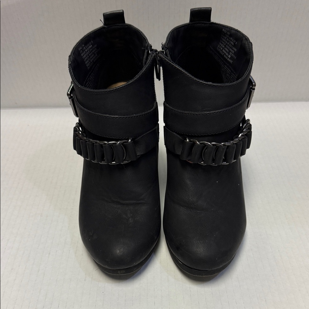 JustFab Black Ankle Booties with Chain Accent